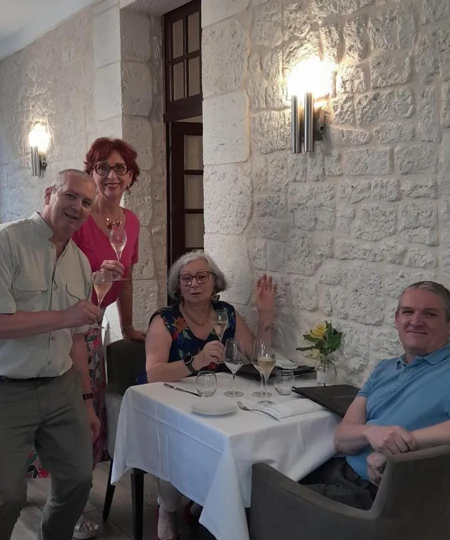 Logis Hotel Restaurant La Vieille Auberge, Art And Gallery Souillac 3*,