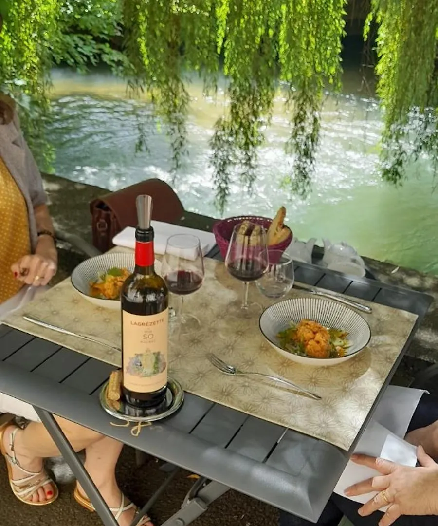 Logis Hotel Restaurant La Vieille Auberge, Art And Gallery Souillac