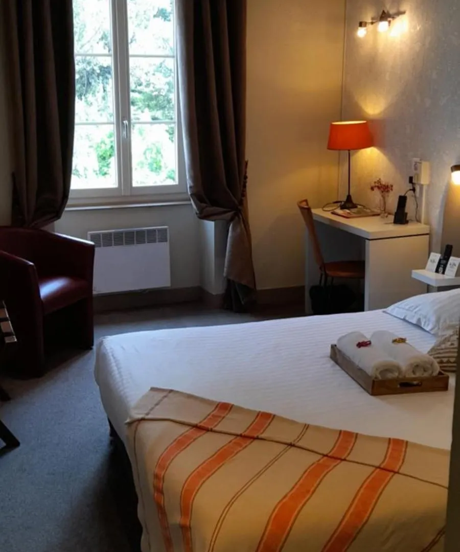 Logis Hotel Restaurant La Vieille Auberge, Art And Gallery Souillac 3*,  Γαλλία