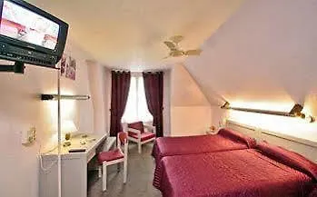 ***  Logis Hotel Restaurant La Vieille Auberge, Art And Gallery Souillac France
